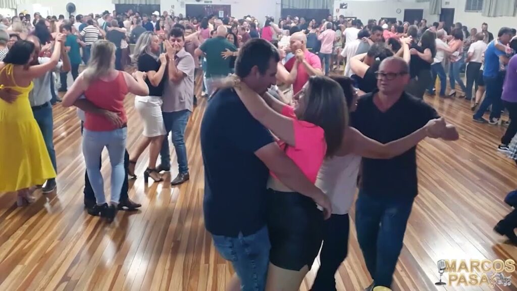 Baile Marcos Pasa más de una hora en vivo Solo Top music